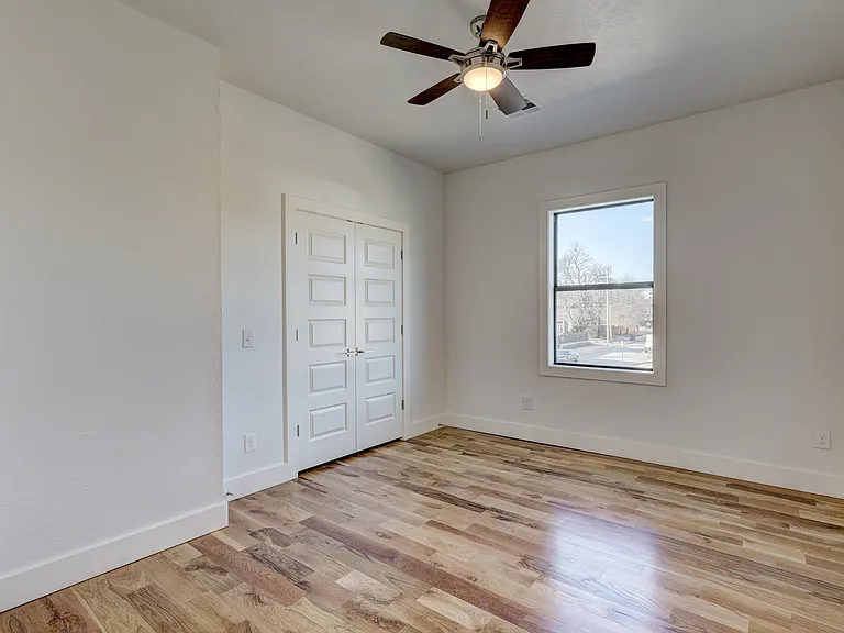 1316 NW 16th St — Photo 31