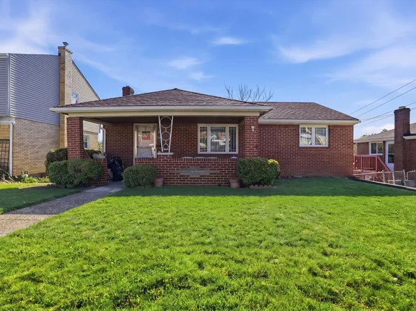 1267 Edgewood Dr, Homestead, PA 15120