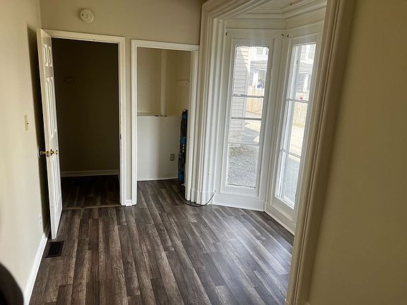 2nd image of 937 Broadway