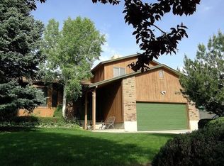 6878 S Pine Mountain Dr, Cottonwood Heights, UT 84121