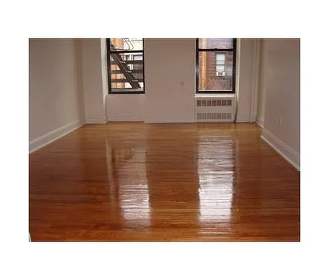 Rented by Clatter Realty Inc. | media 18