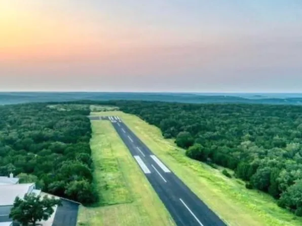 218 Flightline Road #7, Lago Vista, TX 78645