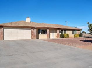 11224 Oakwood Ave, Hesperia, CA 92345