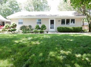 1423 N Logan St, Lincoln, IL 62656