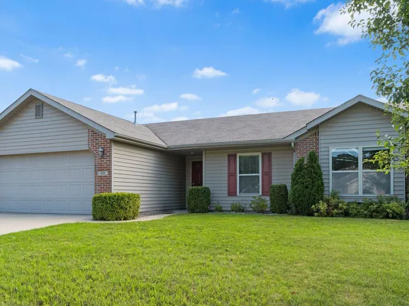 630 Stag Dr, Warsaw, IN 46580