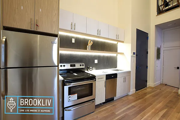 Rented by null | media 9