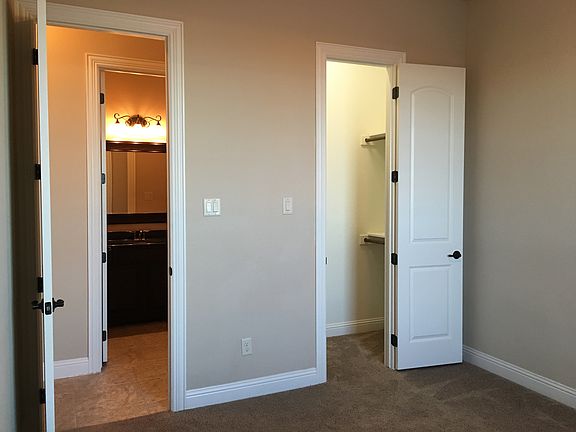 5th image of 8681 Ludlow Dr