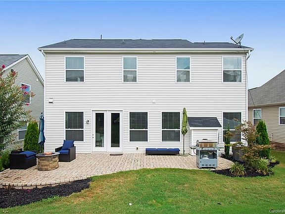 4th image of 110 Edenton Ln #163
