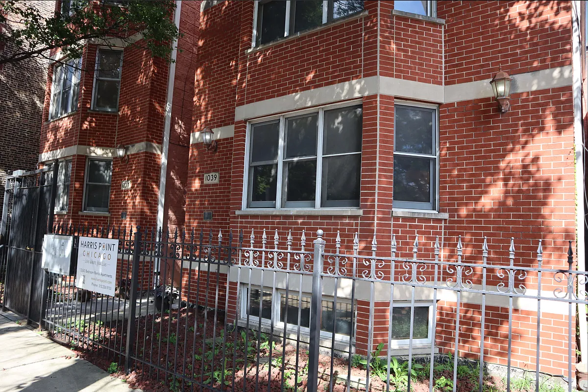 Building Photo - 1037 S Oakley Blvd