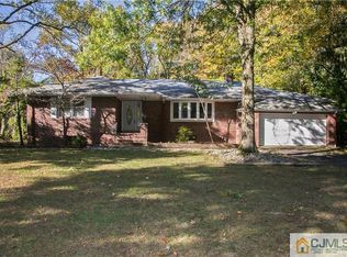 385 Middlesex Ave, Colonia, NJ 07067