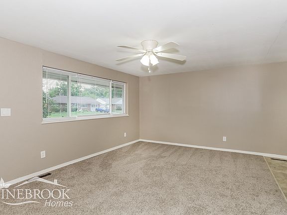 4th image of 6426 Chippingdon Dr