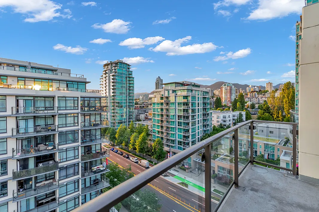 1 bed, 560 sqft, $4,000 — Photo 3