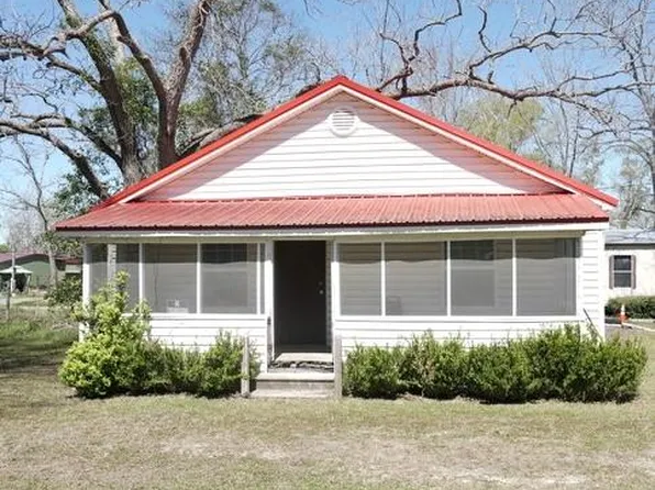 319 Isabella St, Abbeville, GA 31001