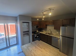 7525 Adams St APT 1E, Forest Park, IL 60130