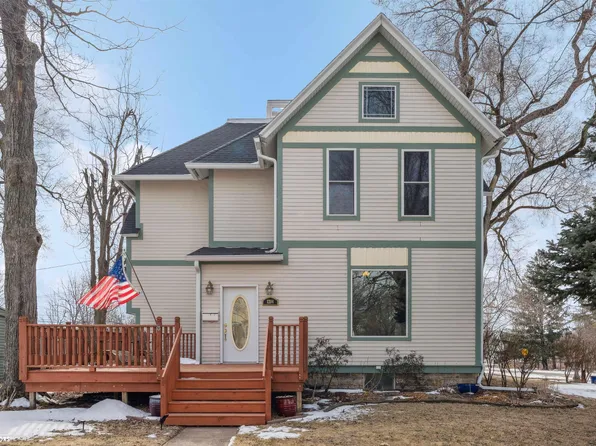 1204 3rd Ave, Grinnell, IA 50112