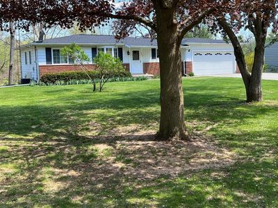 223 Brookside Dr, Flushing, MI, 48433