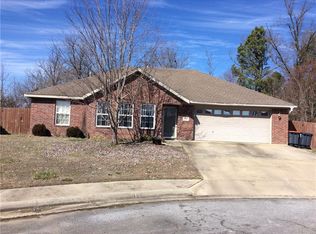 552 Stowers Ave, Elkins, AR 72727