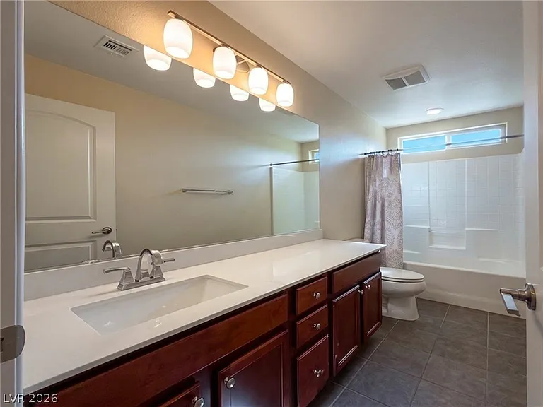 208 Rocky Basin St — Photo 34
