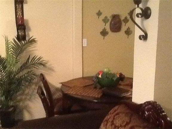 View if the breakfast room.