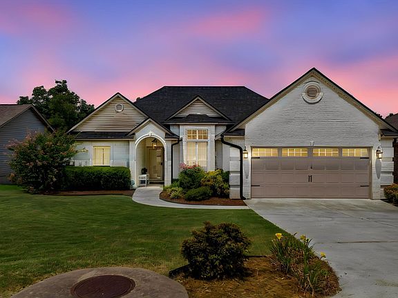 2nd image of 6 Park Ridge Dr