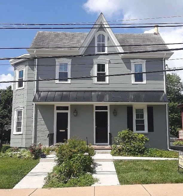 24 N Main St Fl 2nd photo 1