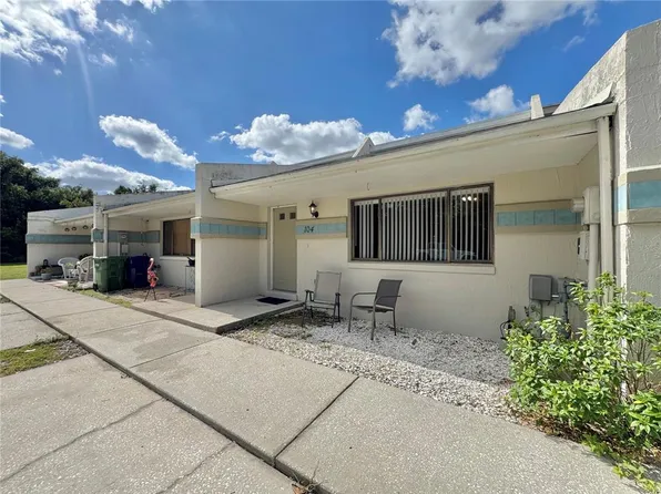 104 Mayfair Pl SW, Winter Haven, FL 33880