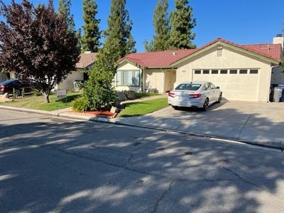 6301 N Ellendale Ave, Fresno, CA, 93722
