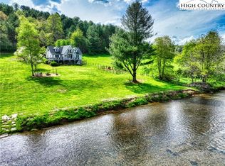 476 Rivers Edge Rd, Jefferson, NC 28640