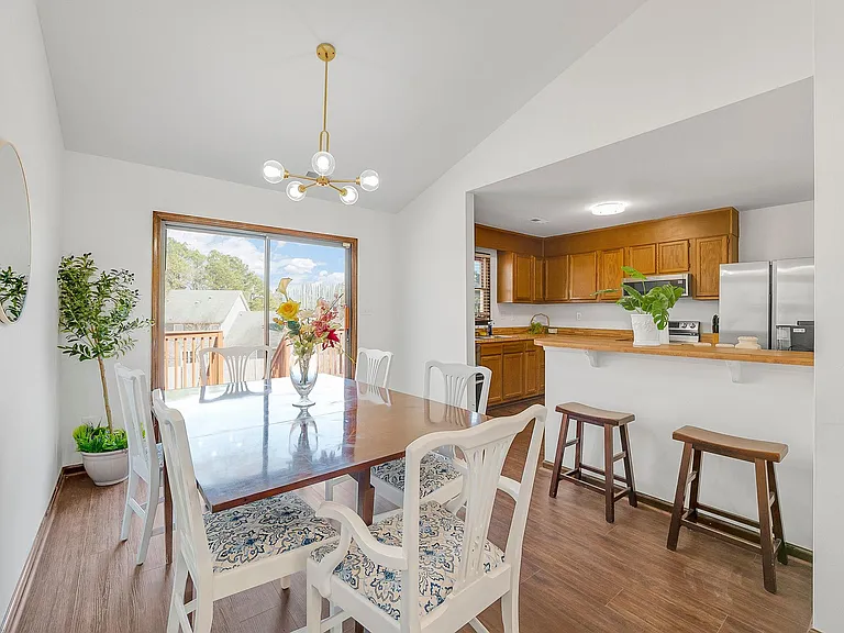 5613 Continental Way — Photo 13