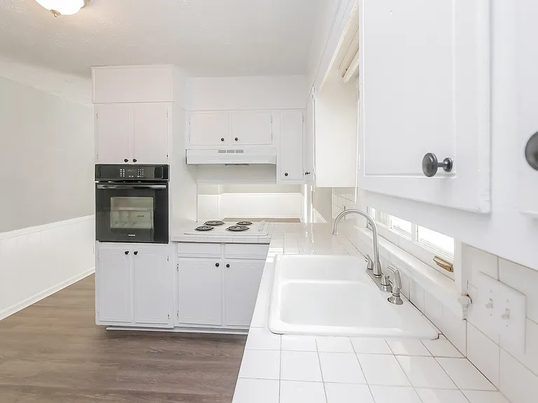 5645 Morning Creek Cir — Photo 9