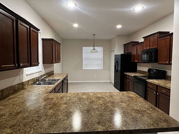 2nd image of 2616 Carrickton Cir