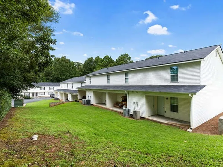 Georgia Place Townhomes — Photo 11
