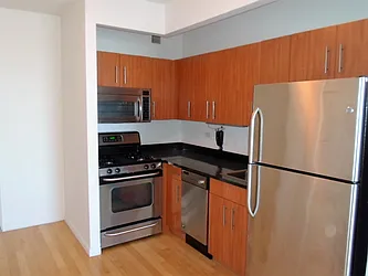 Sold by Manhattan Network Inc.