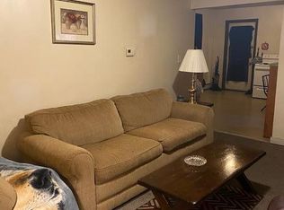 3 Shawmut St, Lewiston, ME 04240
