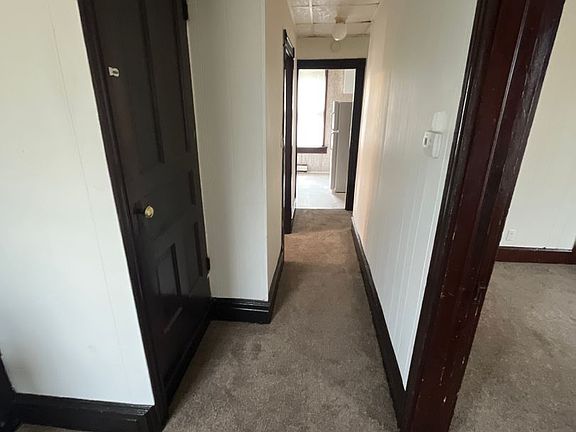 4th image of 15 S 29th St APT A