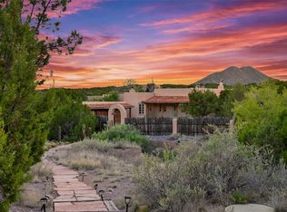 10 Miners Trl, Santa Fe, NM 87508