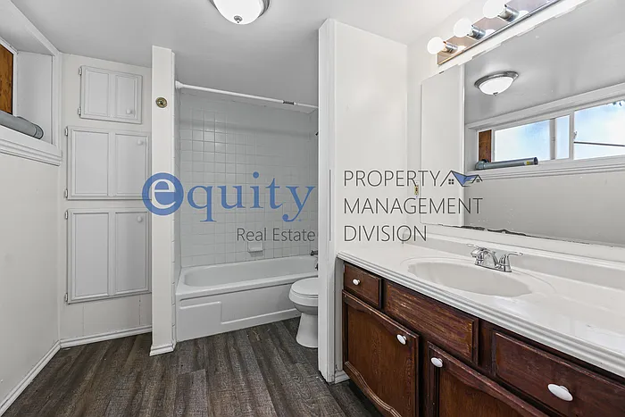 4305 S Phillips Ln #BASEMENT — Photo 10