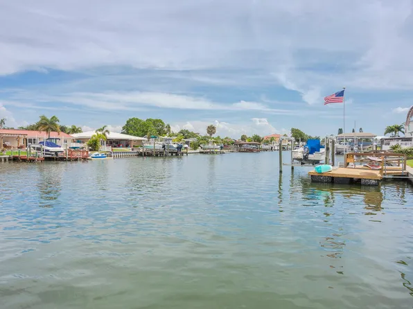 3911 Americana Dr, Rocky Point, FL 33634
