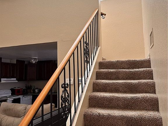 5th image of 5185 Gray Ln #L