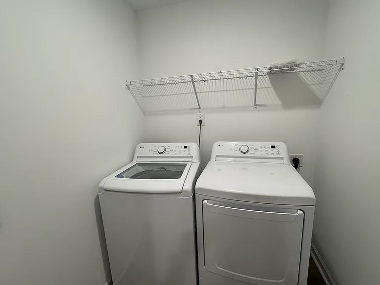 5104 Cambrey Dr — Photo 17