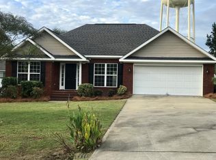 404 Tabby Ln, Glennville, GA 30427