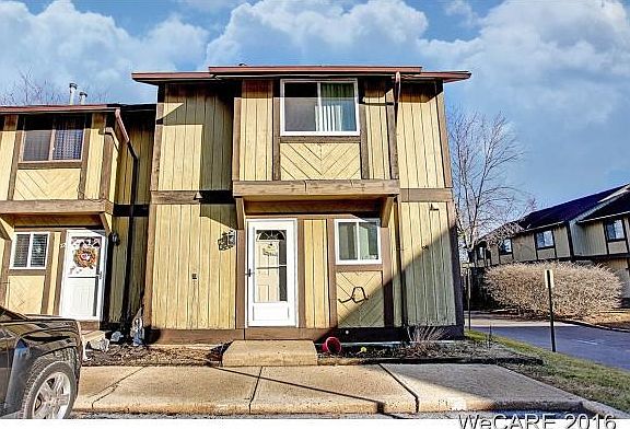 2nd image of 21 Greentree Cir