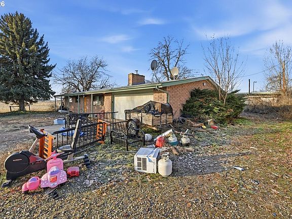 2nd image of 4429 Oak Rd