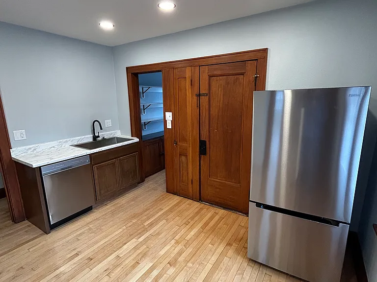 1438 S 57th St — Photo 2
