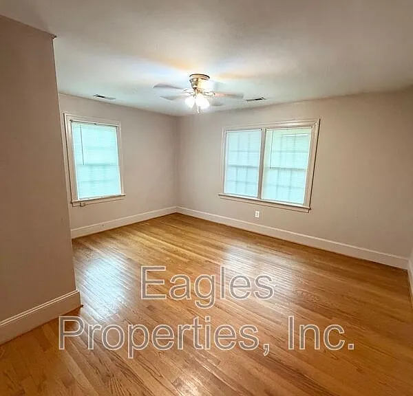1509 Highway 91 N — Photo 6