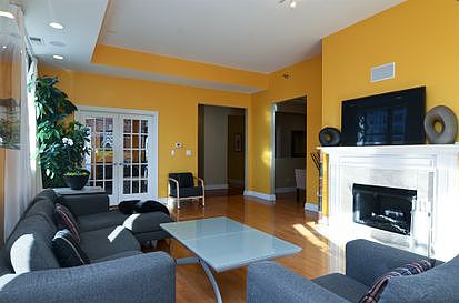 5th image of 30 W Erie St Unit 502