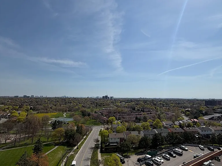 1 Fairview Rd E #1002 — Photo 8