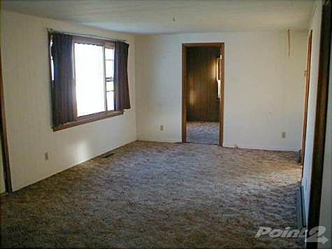2nd image of 208 S 3rd St