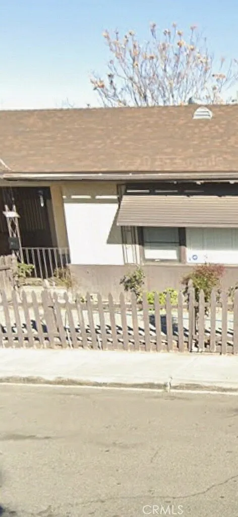2 bed, 900 sqft, $1,750 — Photo 2
