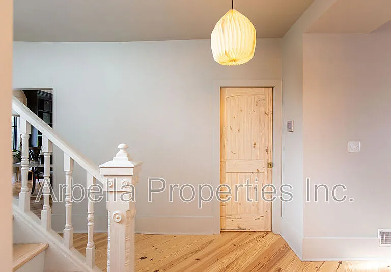 511 Alabama St — Photo 5